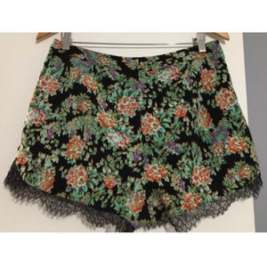 Topshop Black Floral Shorts Lace Hem UK 14 US 10